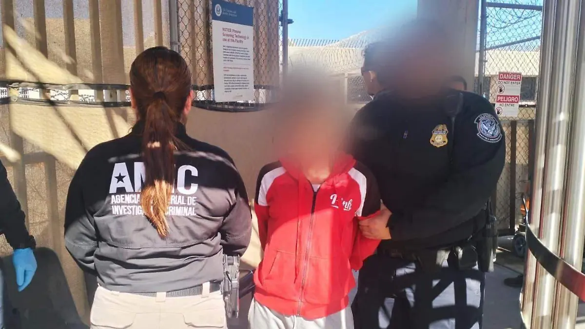 La Patrulla Fronteriza ha detenido a diversos presuntos criminales, uno por asalto sexual y otros por tráfico de personas. (3)